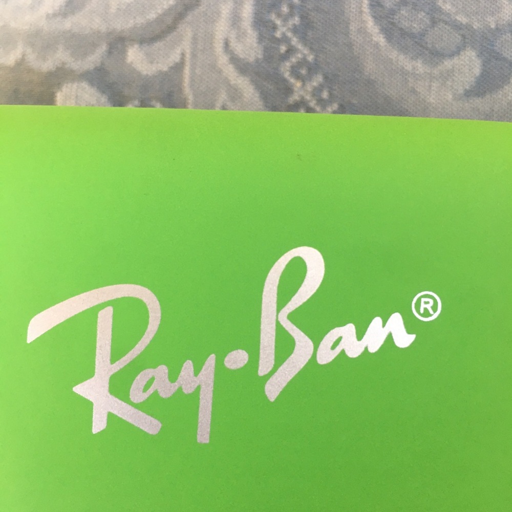 Ray ban glasses case - Picture 3 of 5